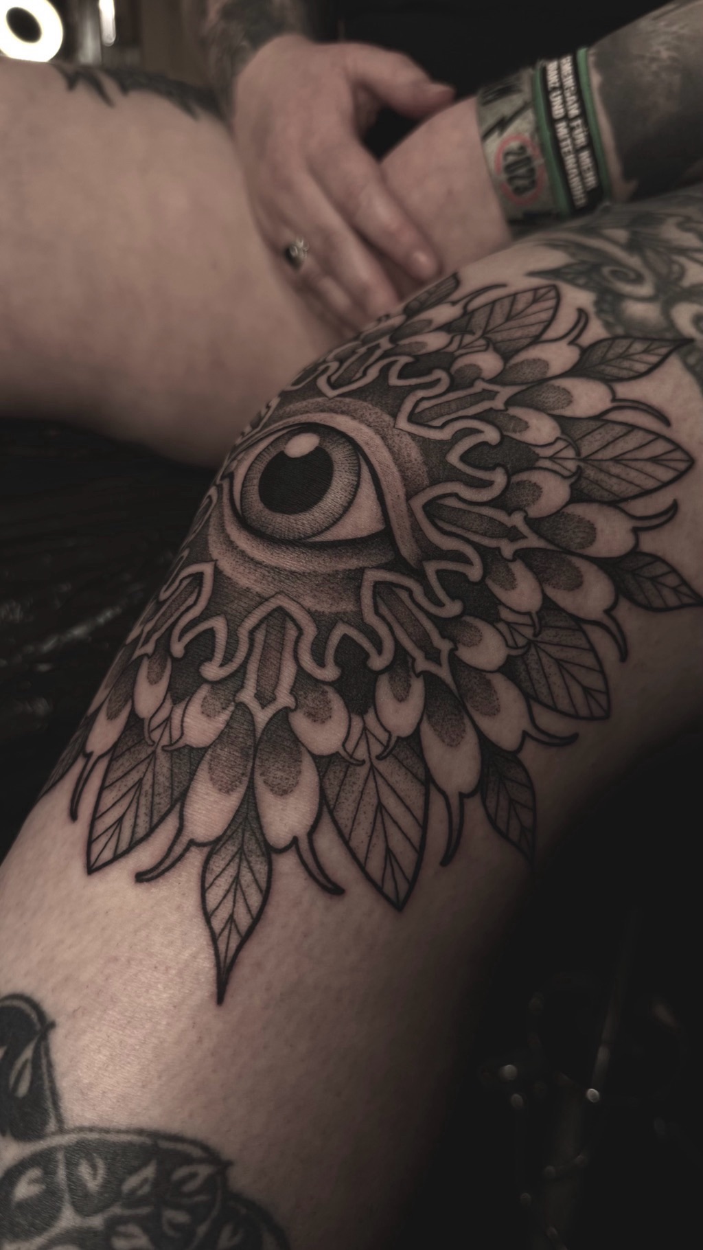 Eye Mandala Tattoo on the Knee
